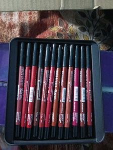 Swiss Beauty Bold Matt Lipliner Set