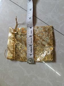 Elegant Gold Brocade Pouch - pack of 30