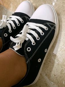 🌸Canvas Shoes🌸