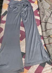 Grey Ruched gym pants