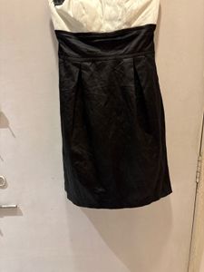 Chic Black &amp; White Strapless Dress