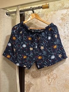 GO COLORS ! Floral Print Shorts