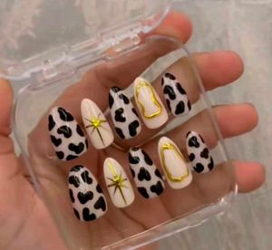 customized gel press ons