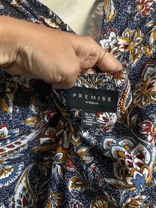 Floral Print V-Neck Top