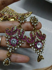 beautiful stone necklace