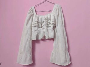 Chic White Ruffled Crop Top