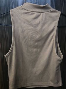 Ribbed Mock Neck Sleeveless Top