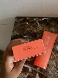 Foxtale Ultramatte tinted SPF + Primer