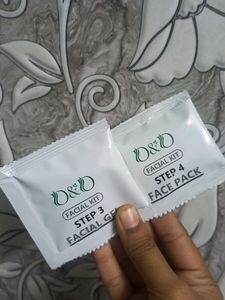 D&amp;D Natural Facial Kit