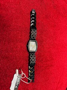 Branded Watch New With Tag 😍❤️
