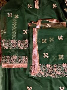 🌲🌲beautiful  dark green Pakistani pant set