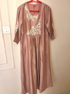 Elegant Embroidered Kurta