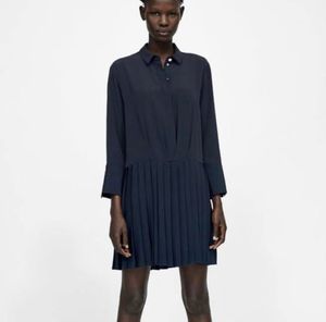 Chic Navy Pleated Shirt Dress