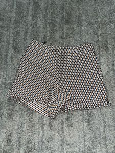 Zara high-waist houndstooth or patterned tailored