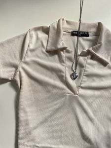 Crop white tee