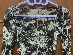 Flowy Floral Print Crop Top