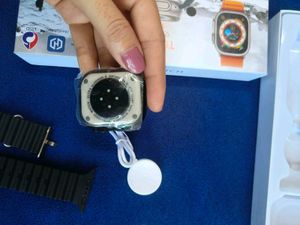 T800 Ultra Smartwatch - Wireless Charging