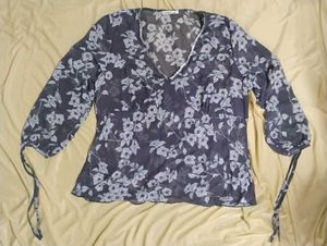 Y2K Sheer Floral Sleeve Top