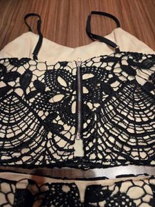 Black Co-ord set lace cutout 28" Petite