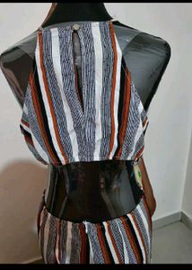 Woman Linning jumsuit back open