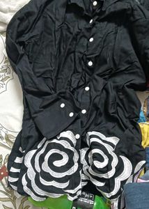 Black Kurta with Rose Embroidery Fresh