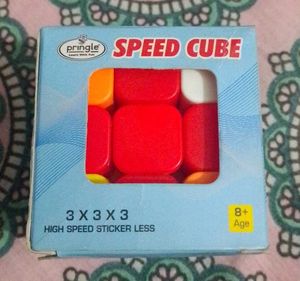 Speed cube puzzle box