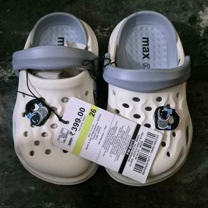 Brand new Max Kids Clogs - Comfortable &amp; Stylish