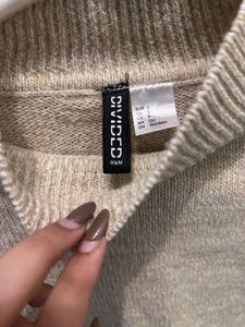 H&amp;M Cute Mock Neck Knit Sweater - Beige