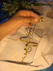 Elegant Gold anklet with ring 🫠💗