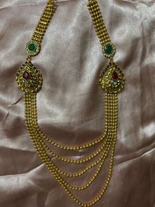 Elegant Gold-Tone Jewellery Set