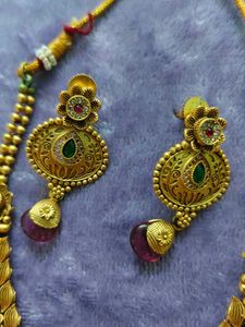 Gold-toned Necklace &amp; Earring Set