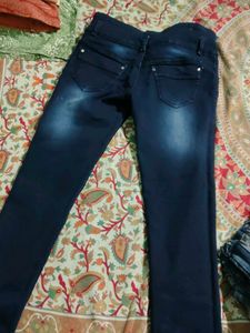 Stylish Ripped Blue Jeans