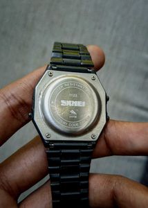 Mint Condition Digital Watch🎀