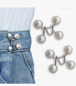 button clip jeans