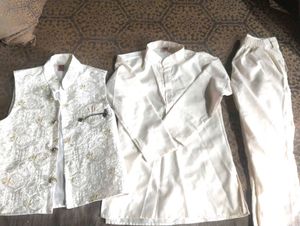 Boys' White Indian Outfit - Size Unknown