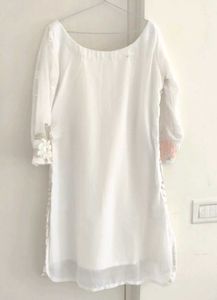 White Embroidered Kurta