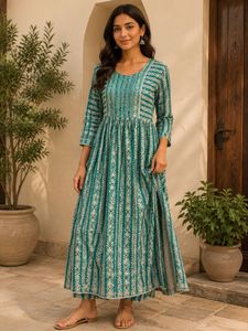 Chic Teal Ethnic Print Maxi Dress