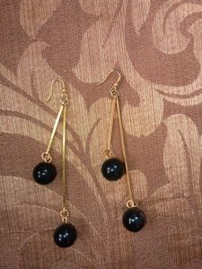Elegant Black Drop Earrings