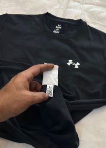 Under Armour Long Sleeve Shirt