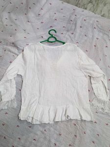 Elegant White Lace Trim Ruffle top