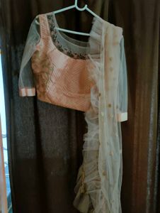 NEW Elegant Pink &amp; Gold Lehenga Choli