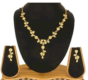 New and unused Elegant Indian Jewellery Set