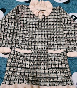 Chic Checkered Knit Mini Dress