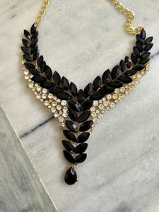 Statement Black Crystal Necklace Set sale offer 🎉