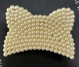 Elegant Pearl Bow Hair Clip