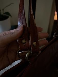 Chic Brown Leather Shoulder Bag