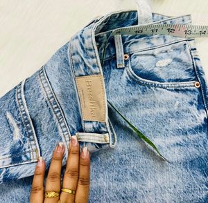 Distressed Wide Leg Jeans