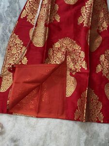 Red &amp; Gold Patterned Kurta
