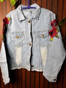 Stylish Denim Jacket with Rose Embroidery