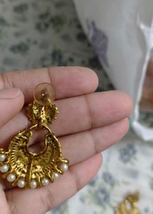 Elegant Gold Jhumka Earrings with Pearls